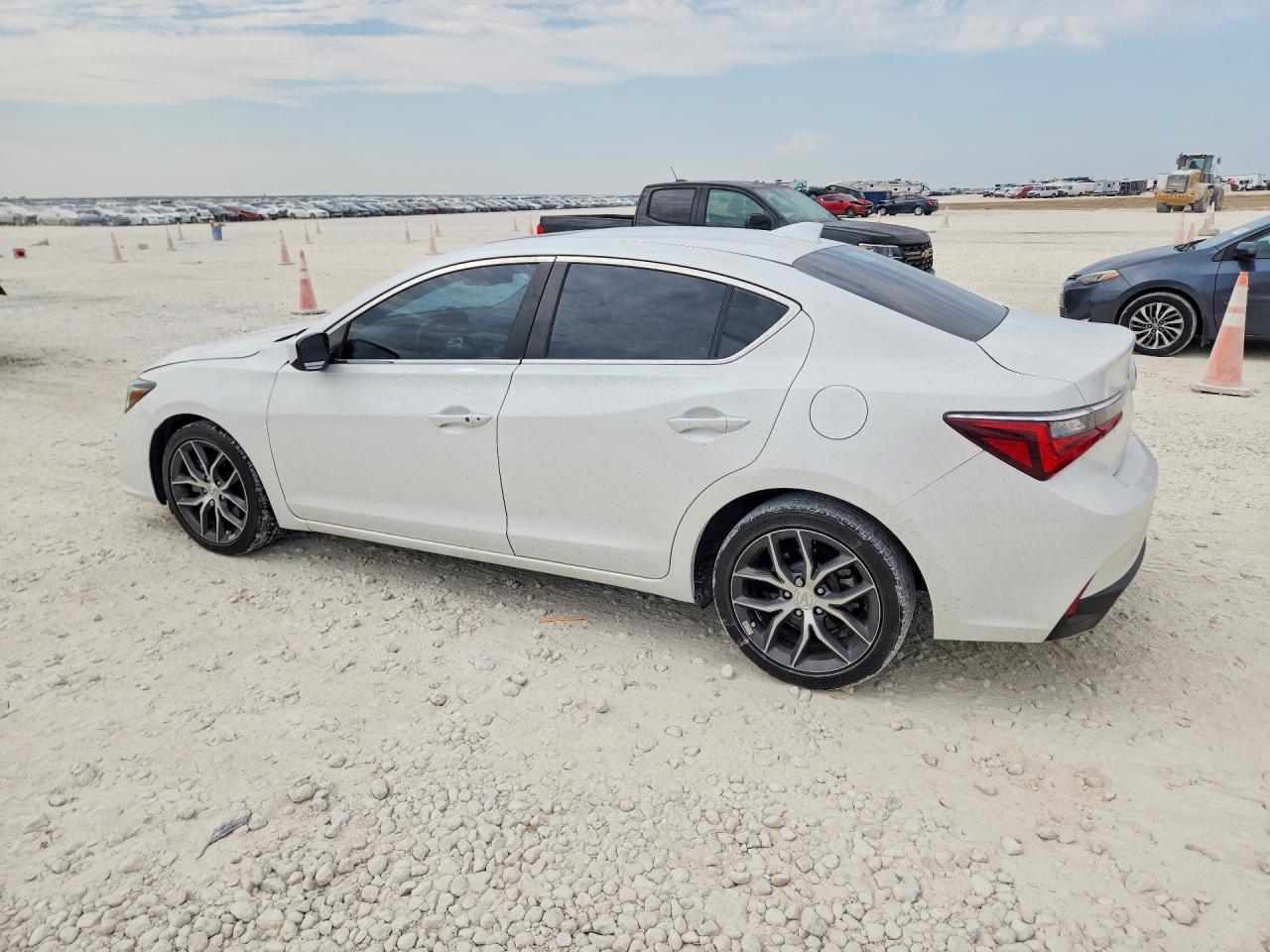 2020 Acura Ilx Premium - Image 2