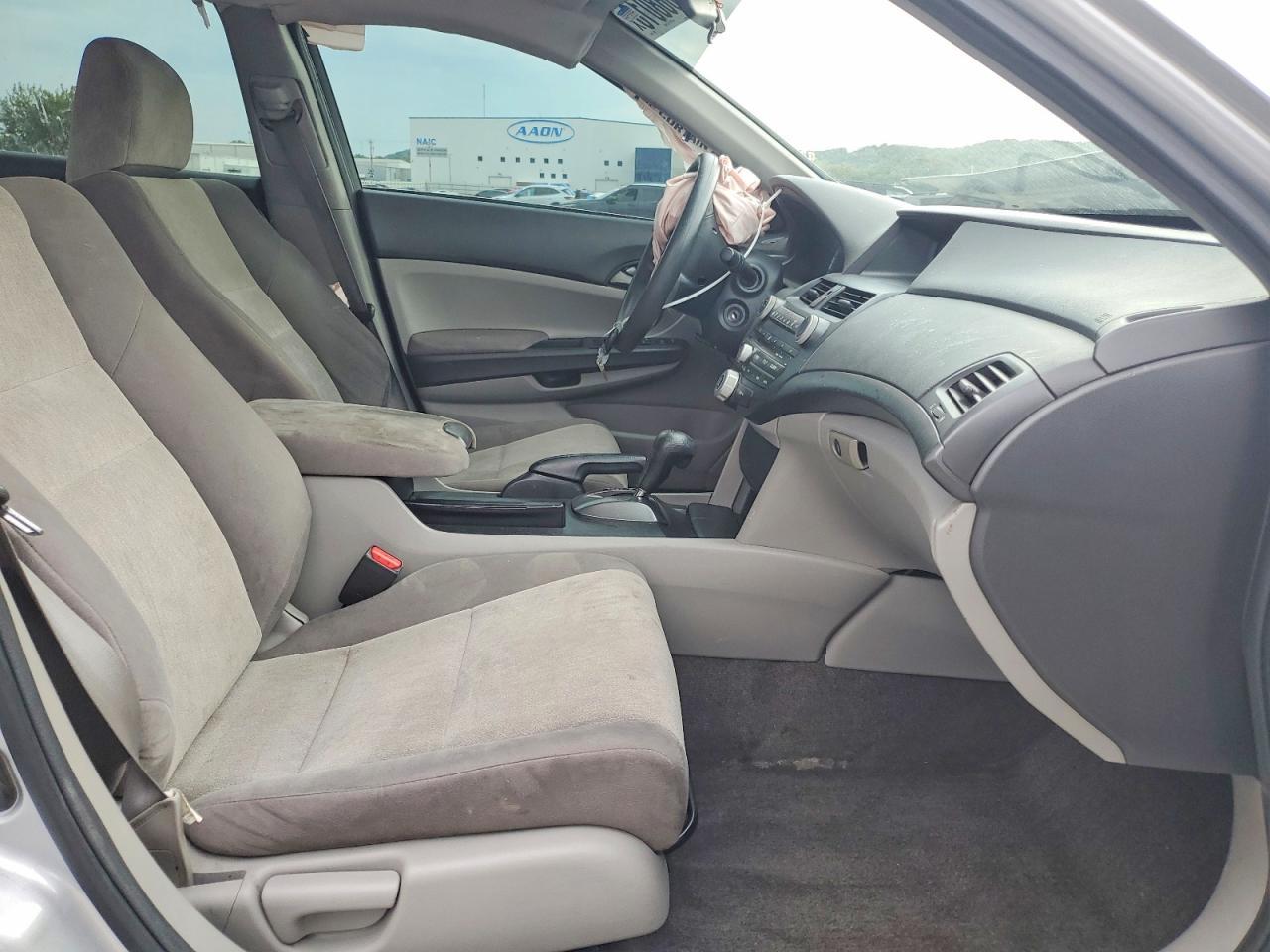 2010 Honda Accord Lx - Image 7
