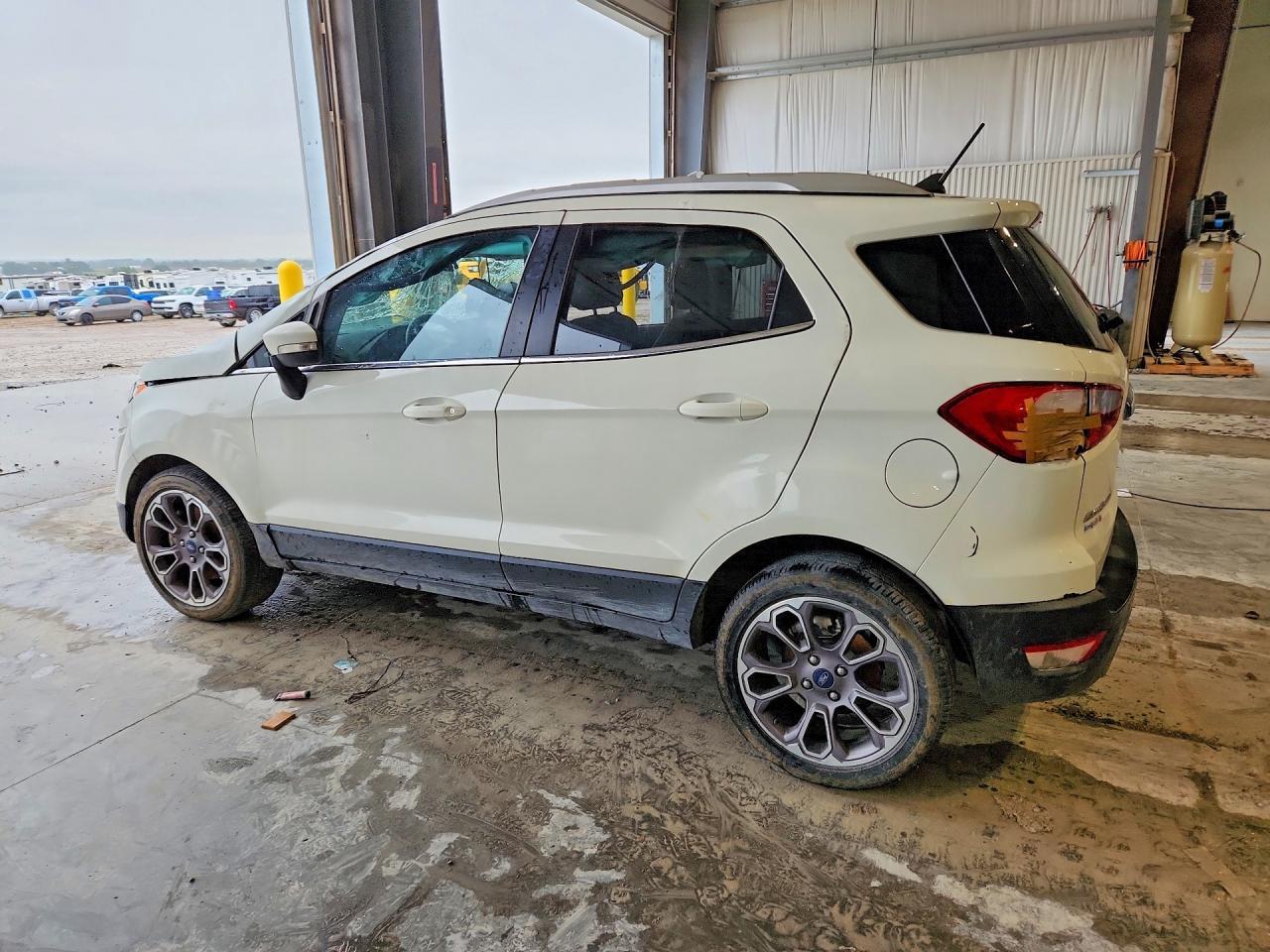 2021 Ford Ecosport Titanium - Фото 2