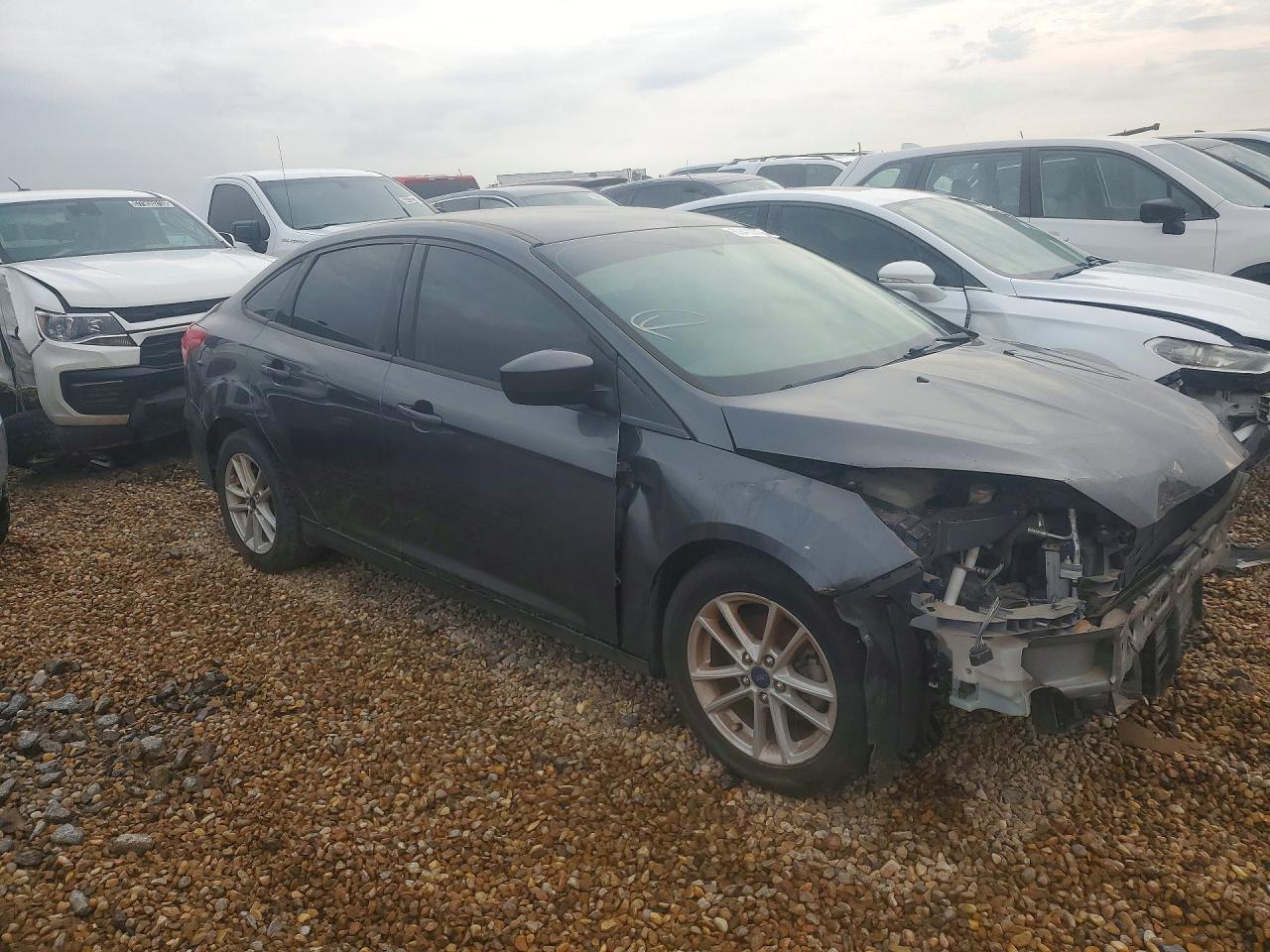 2018 Ford Focus Se - Фото 4