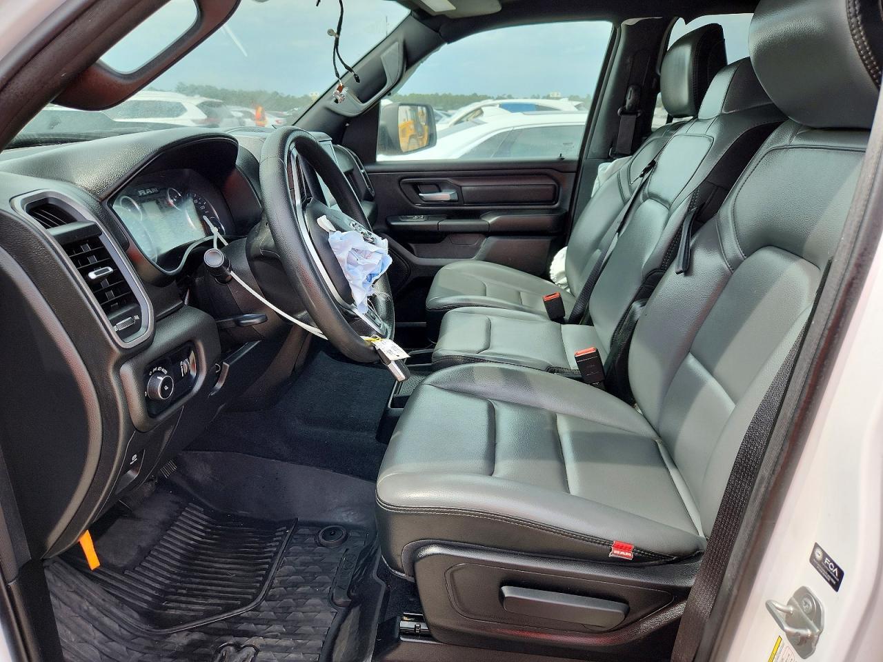 2025 Ram 1500 Tradesman - Image 7