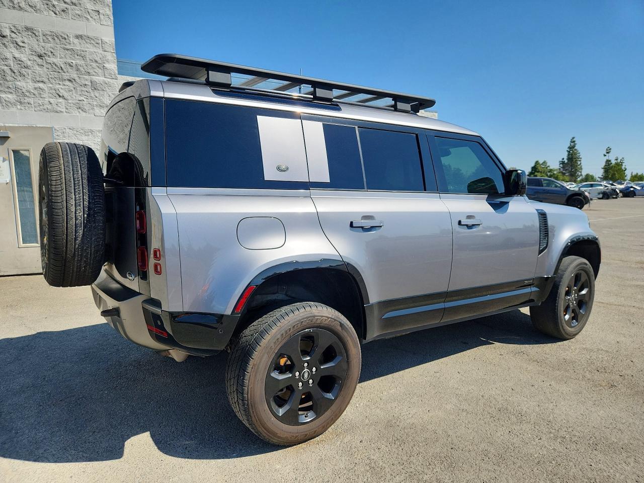 2021 Land Rover Defender 110 X-Dynamic Se - Фото 3