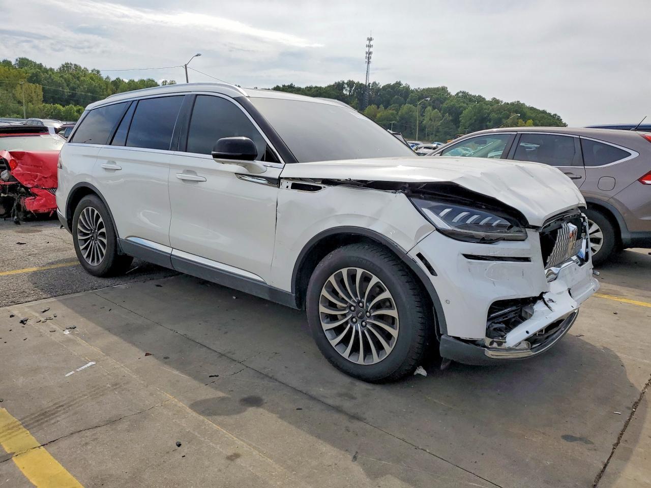 2021 Lincoln Aviator Reserve - Image 4