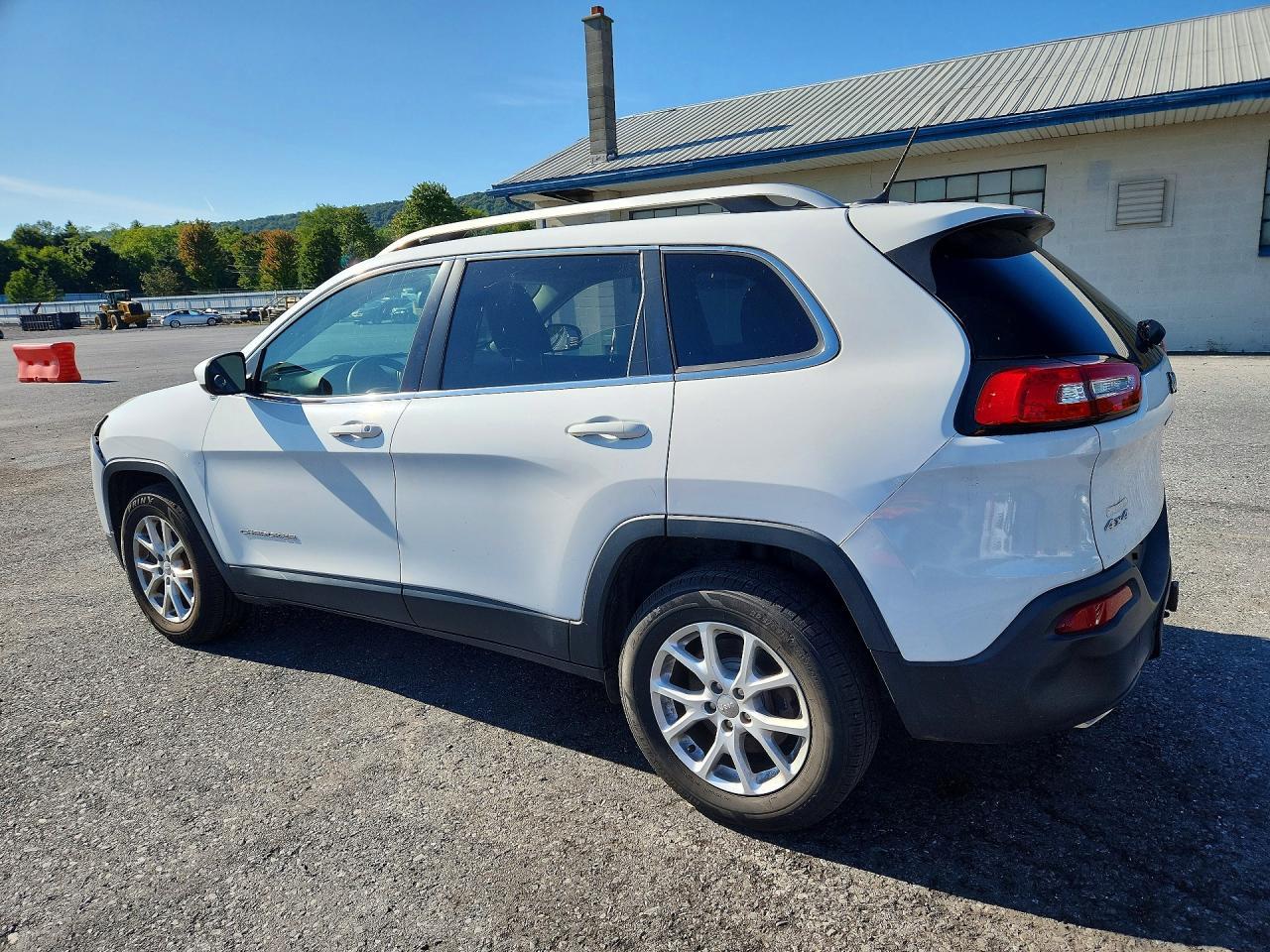 2018 Jeep Cherokee Latitude - Фото 2