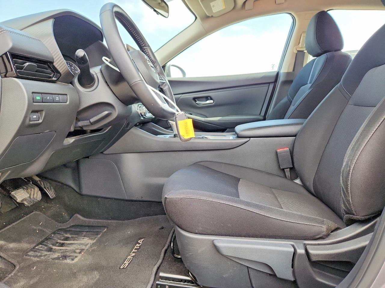 2025 Nissan Sentra Sv - Фото 7
