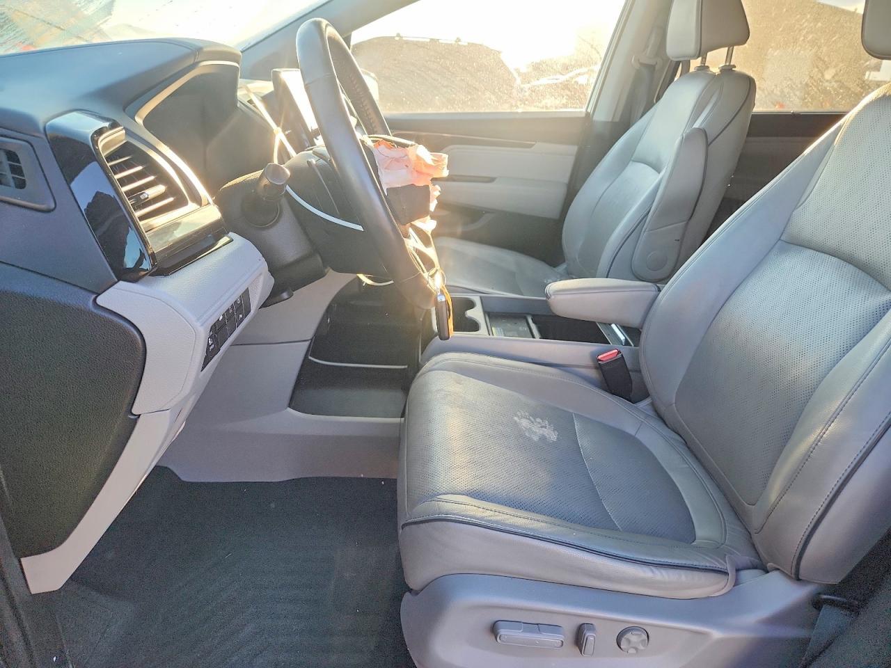 2022 Honda Odyssey Elite - Image 7