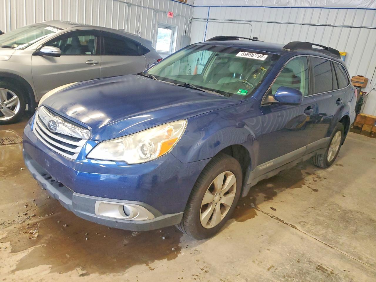 2010 Subaru Outback 2.5I Premium