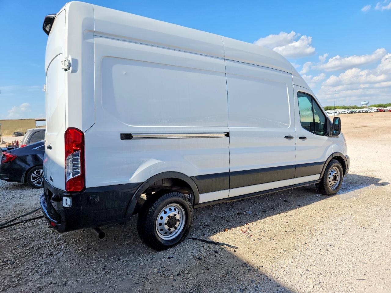 2024 Ford Transit T- - Delivery Van - Image 3