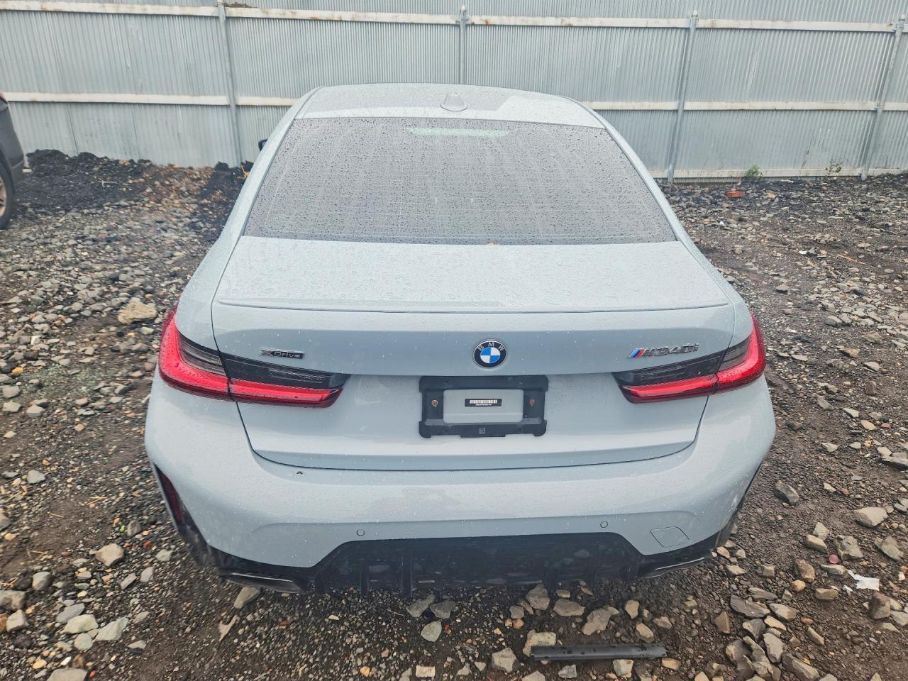 2023 BMW M340Xi - Image 6