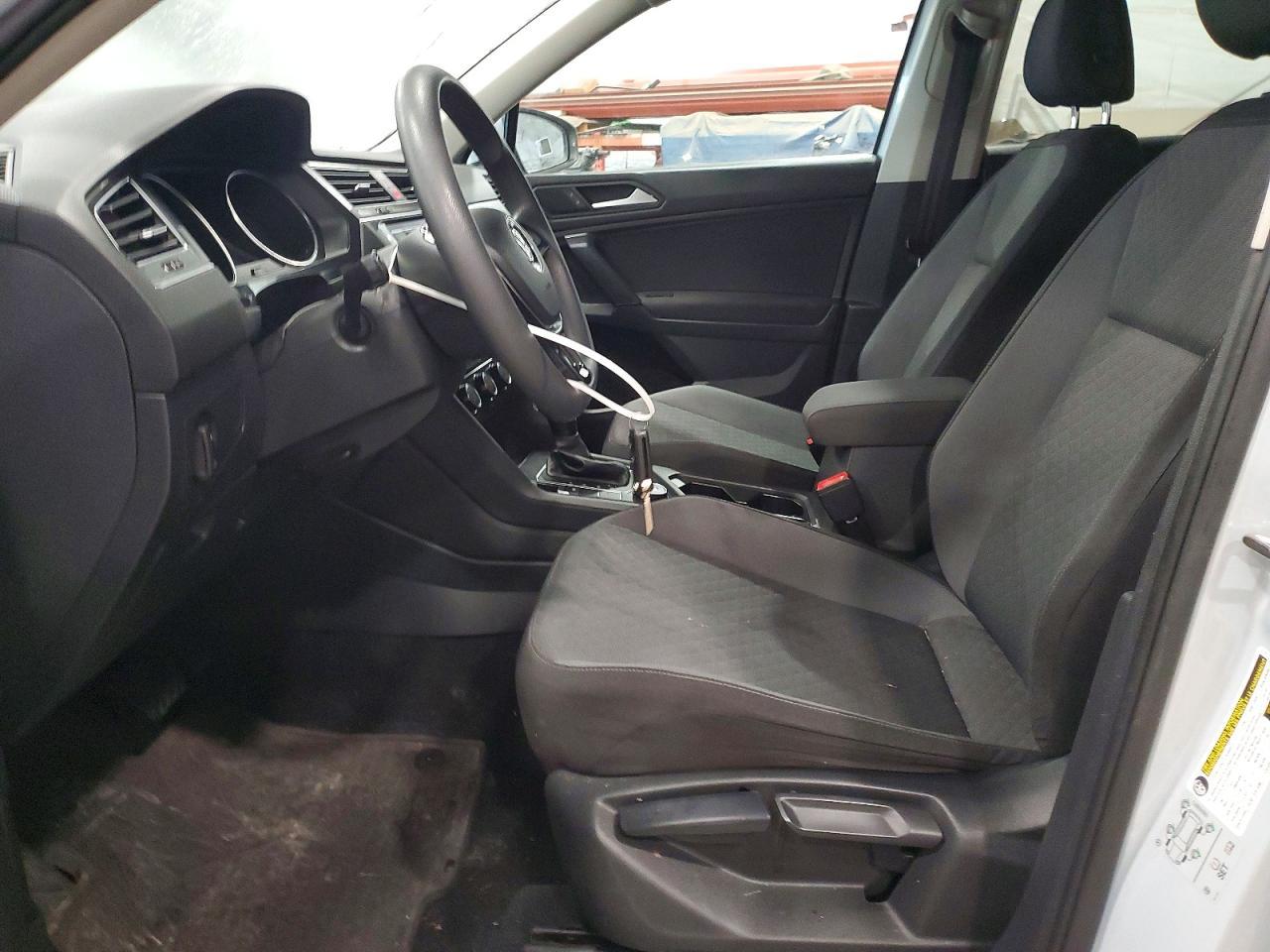 2019 Volkswagen Tiguan S - Фото 7