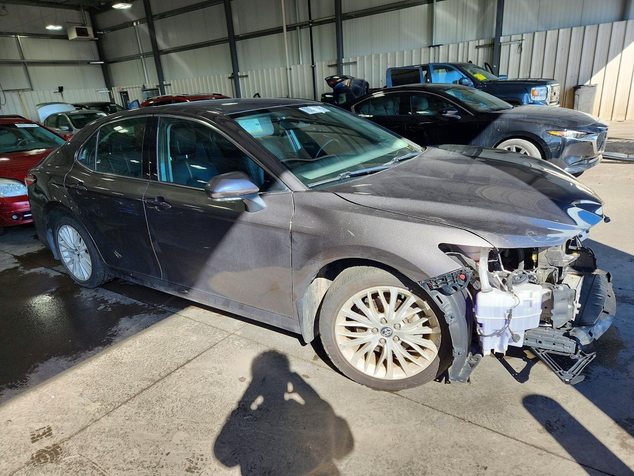 2020 Toyota Camry Xle - Фото 4