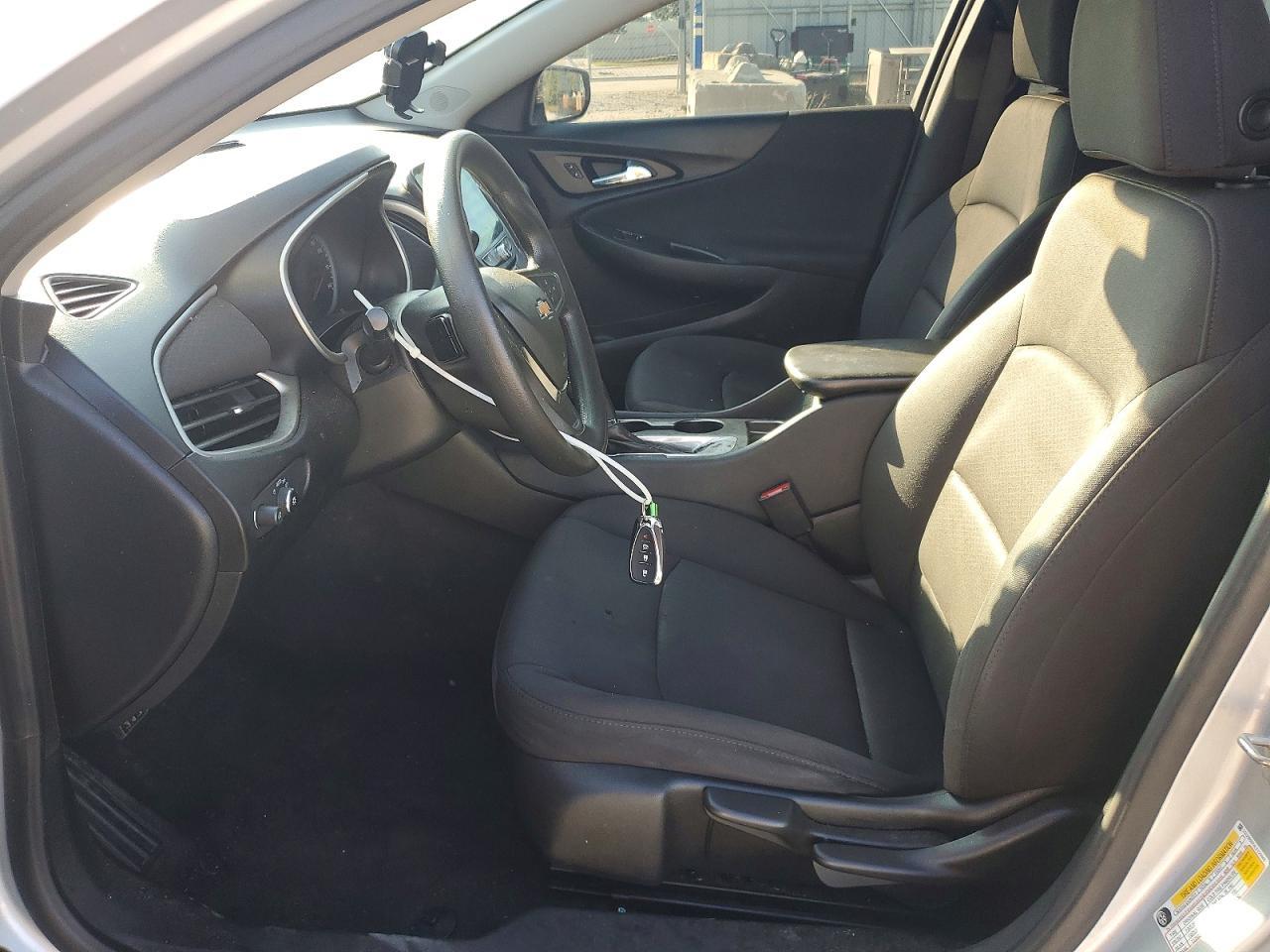 2020 Chevrolet Malibu Ls - Фото 7