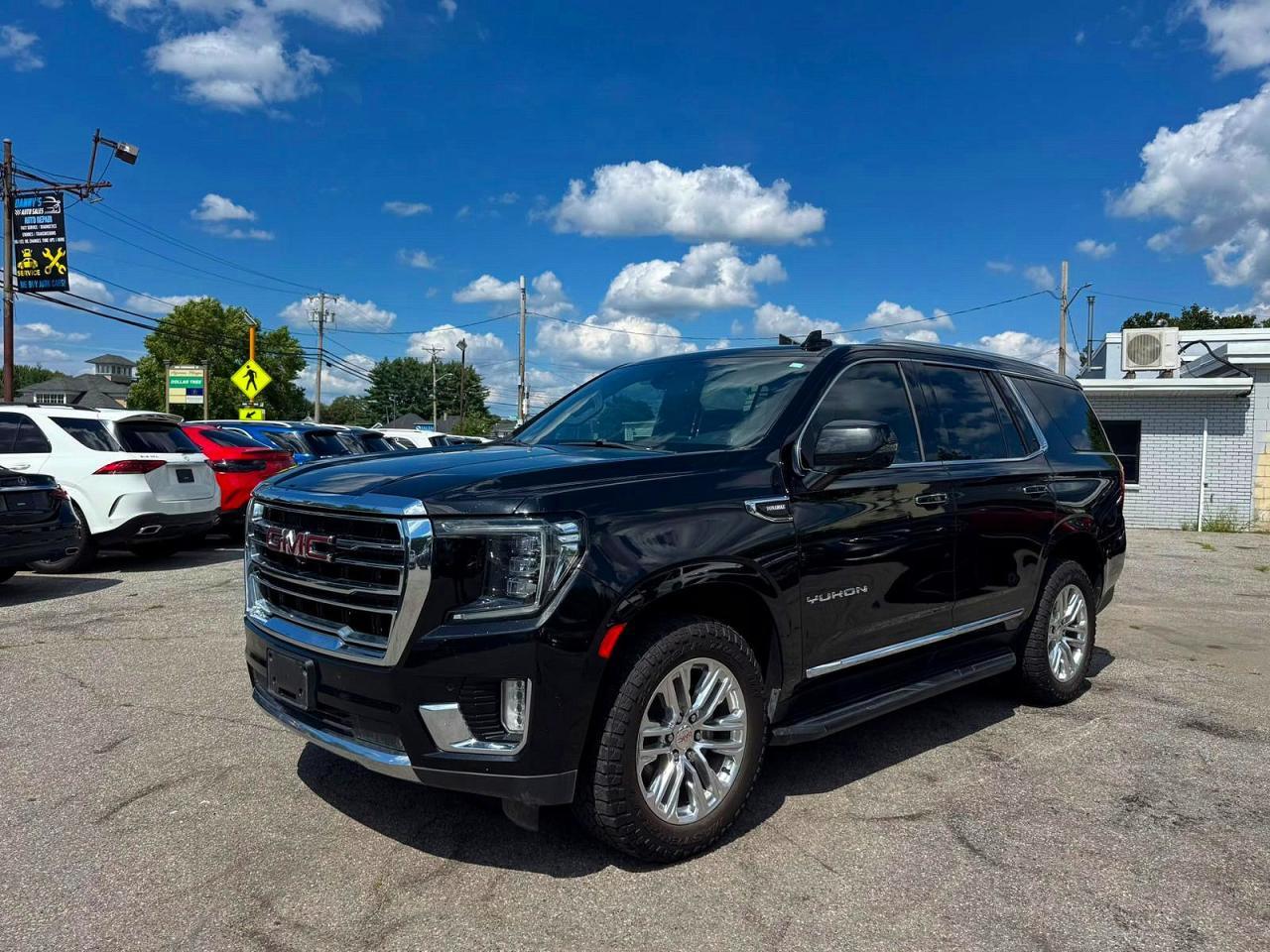 2022 GMC Yukon Slt - Фото 2