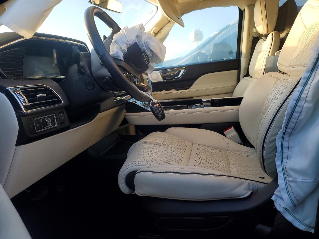 2024 Lincoln Navigator Black Label - Фото 7