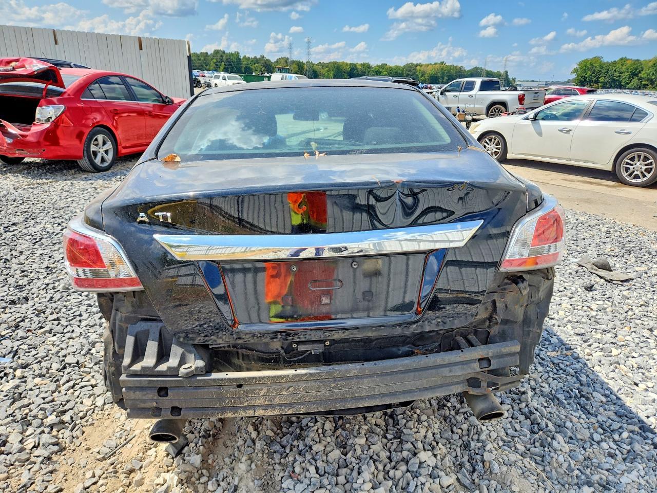 2014 Nissan Altima 2.5 S - Image 6