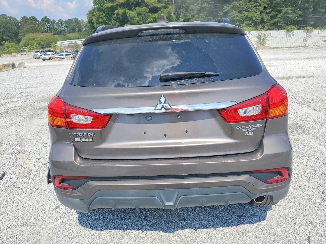 2018 Mitsubishi Outlander Sport Sel - Image 6