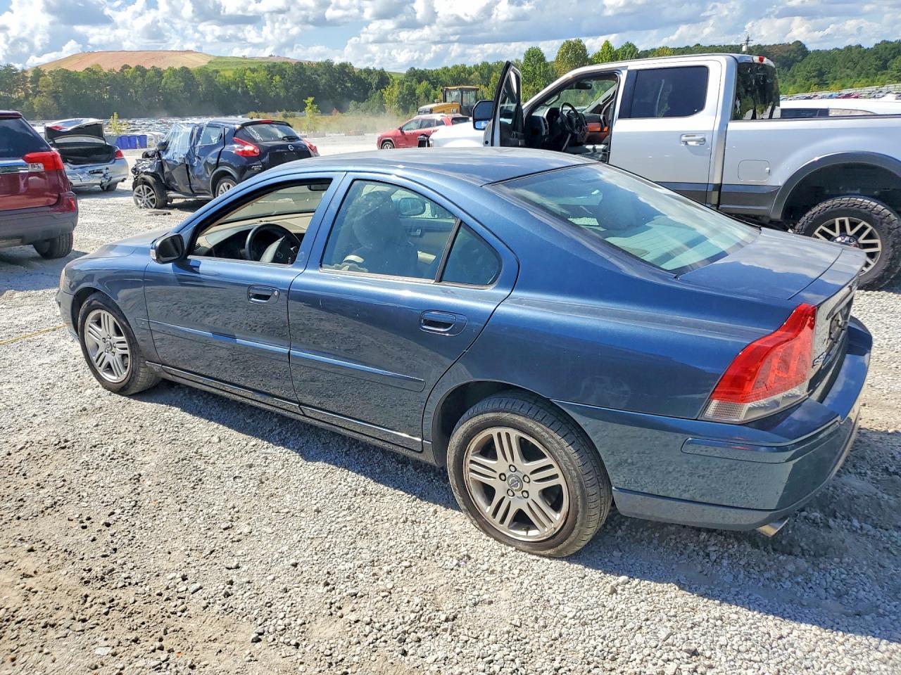 2007 Volvo S60 2.5T - Image 2