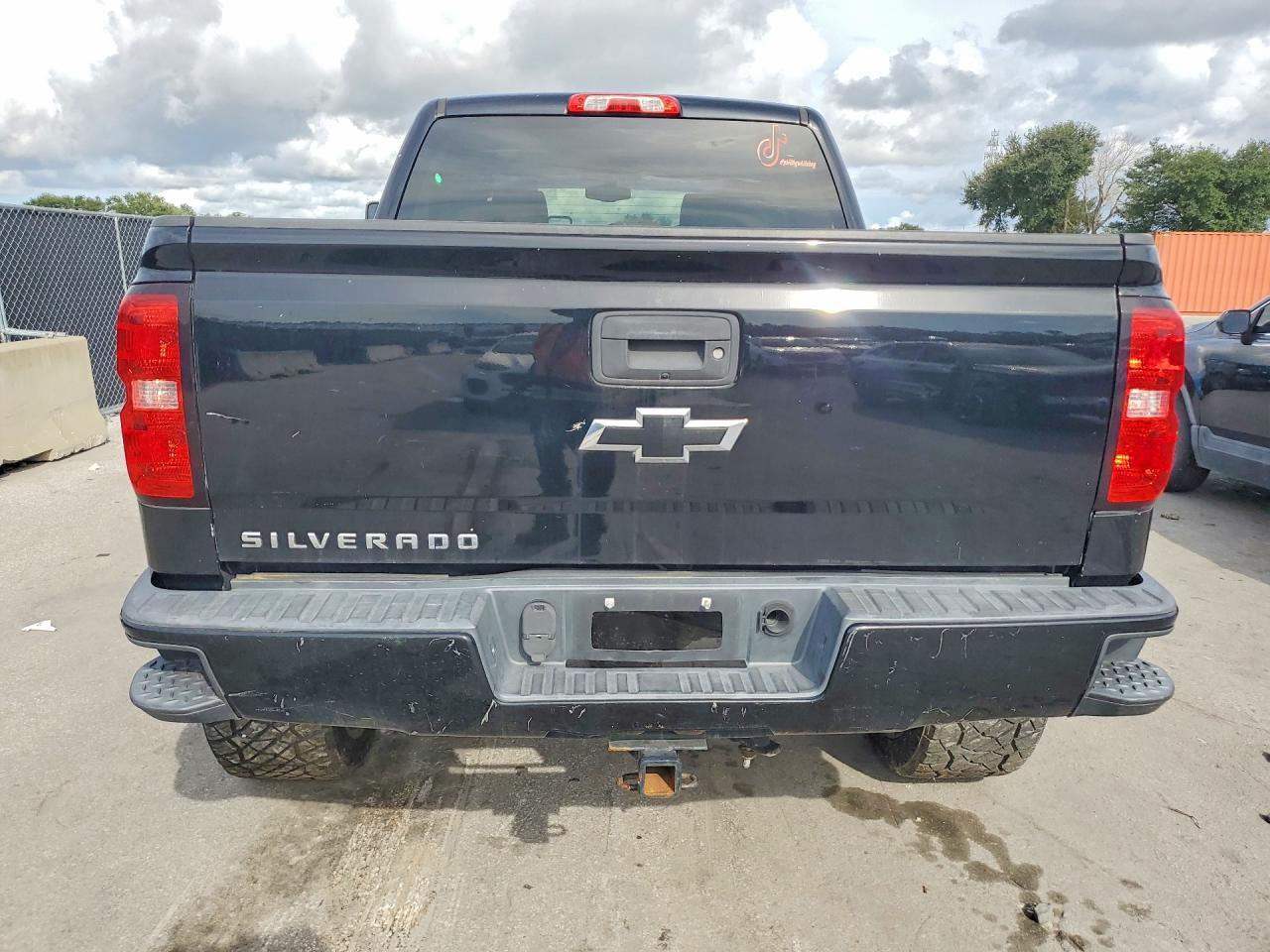 2018 Chevrolet Silverado C1500 Custom - Image 6