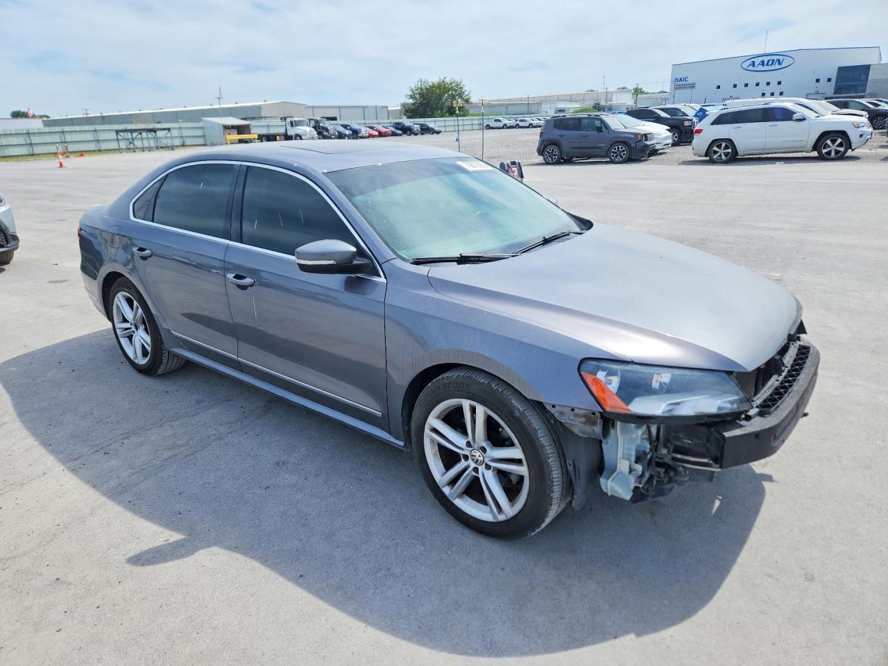 2013 Volkswagen Passat Sel - Фото 4
