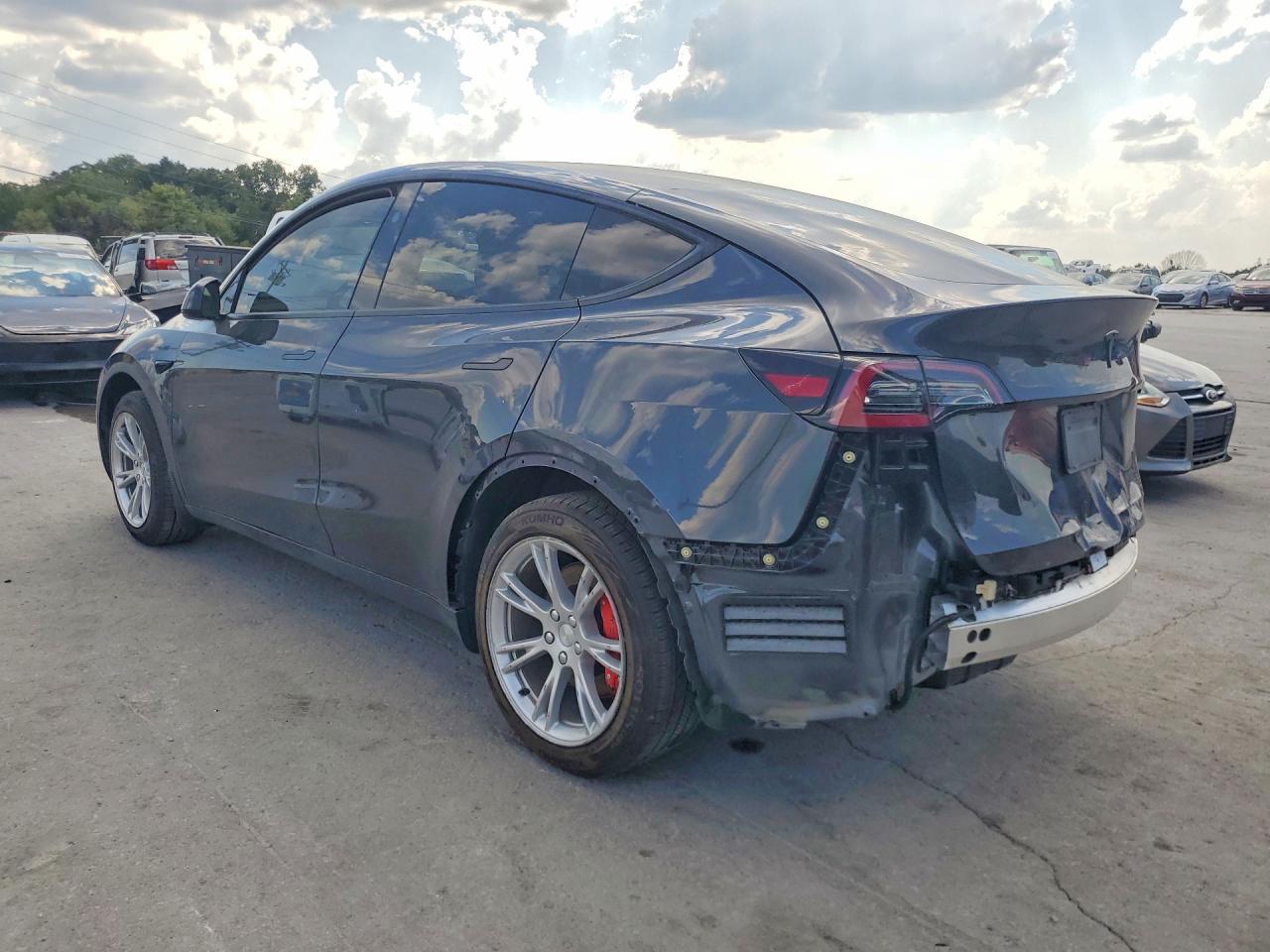 2024 Tesla Tesla - Image 2