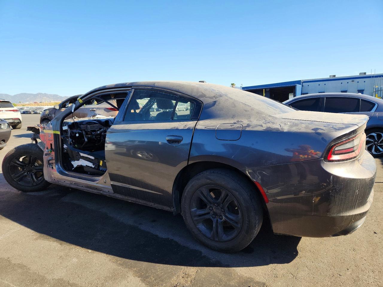 2015 Dodge Charger Se - Фото 2