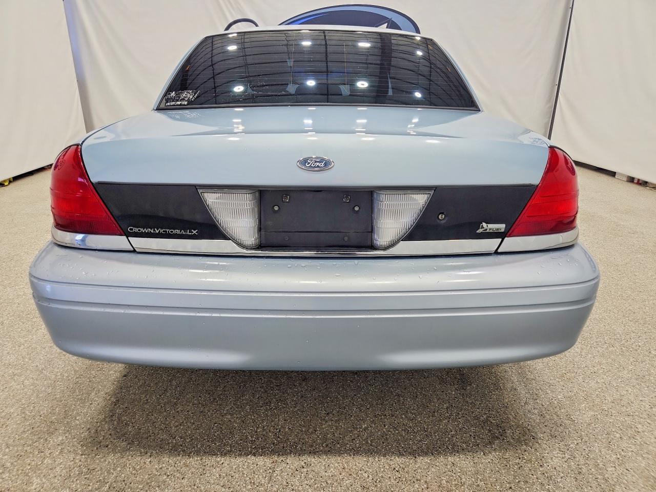 2011 Ford Crown Victoria Lx - Фото 6