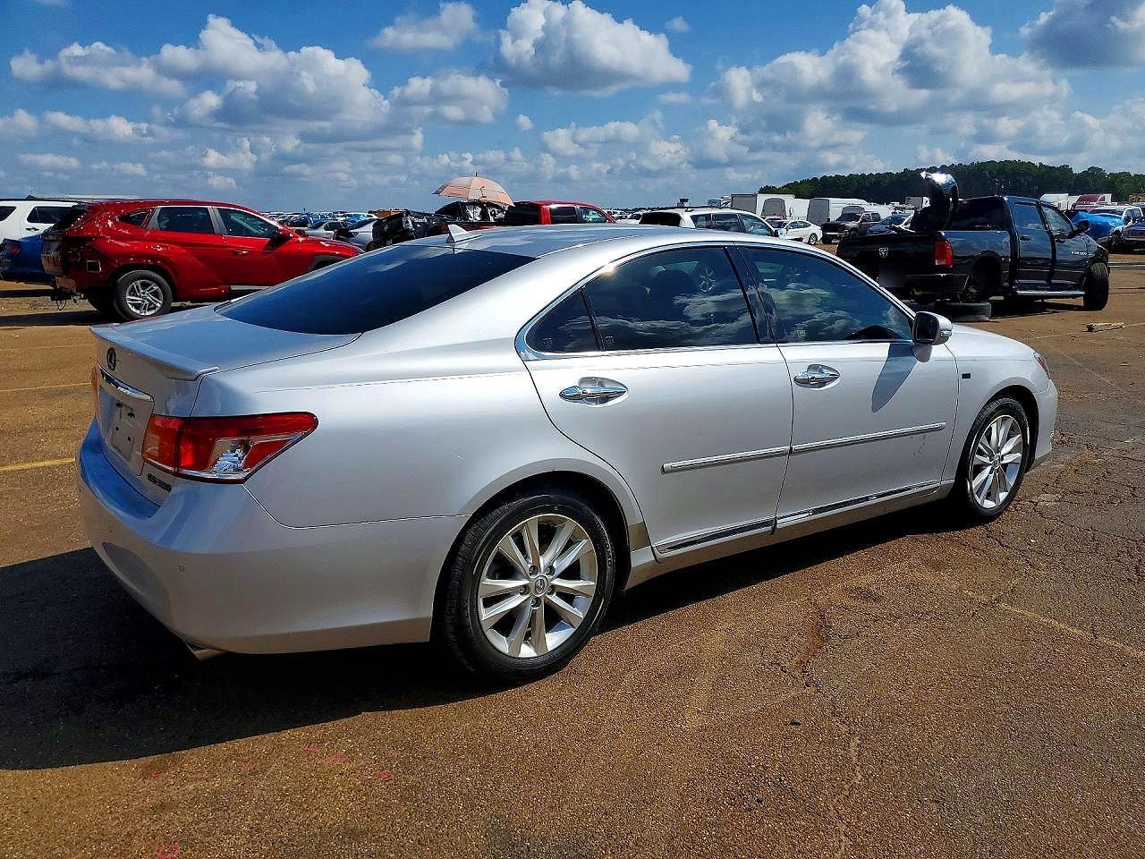 2011 Lexus Es 350 - Image 3
