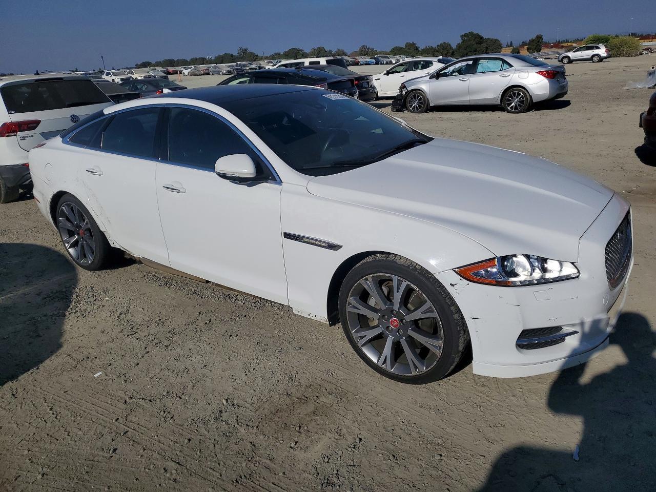 2015 Jaguar Xj - Фото 4
