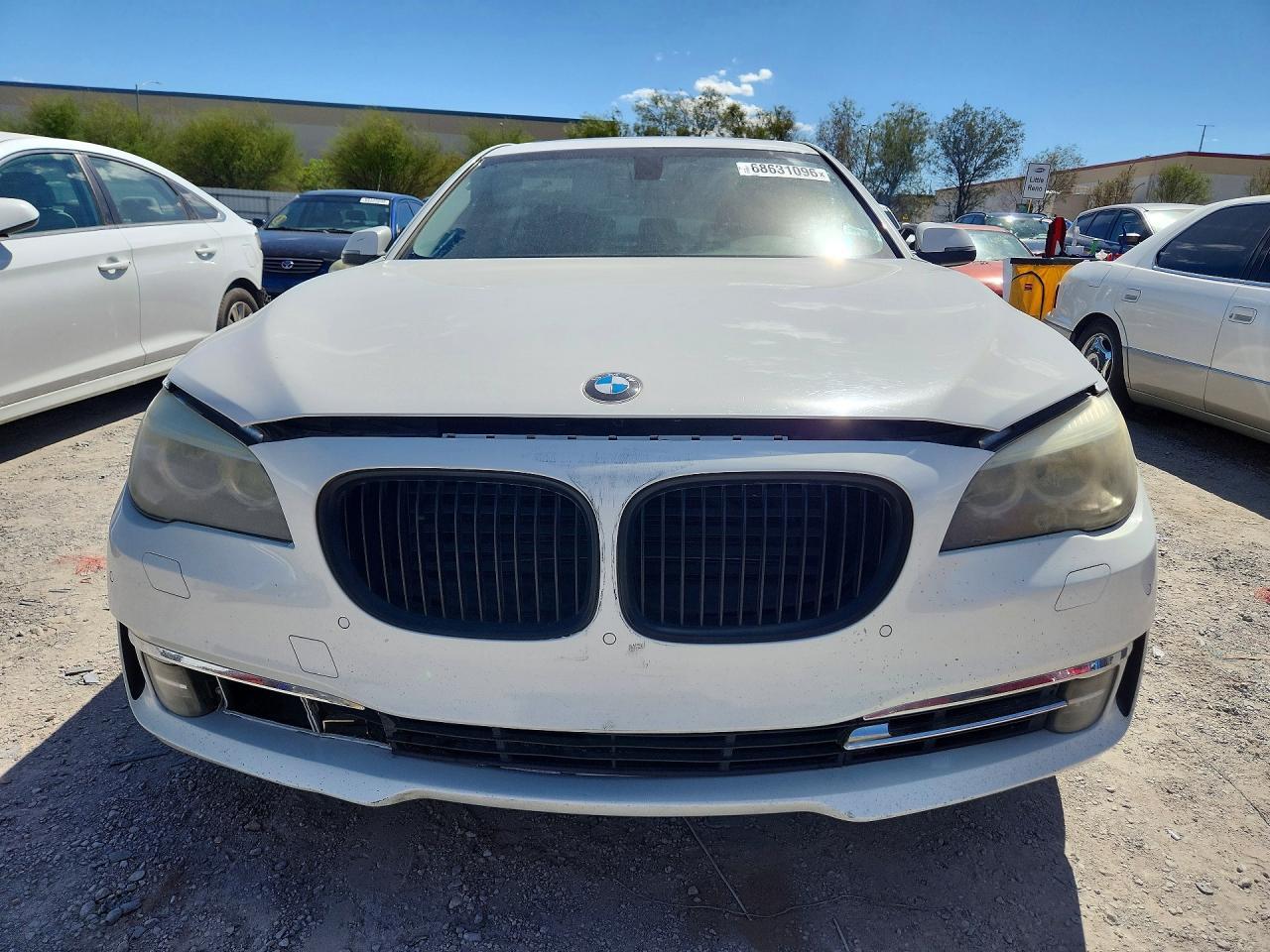 2013 BMW 750 Li - Image 5