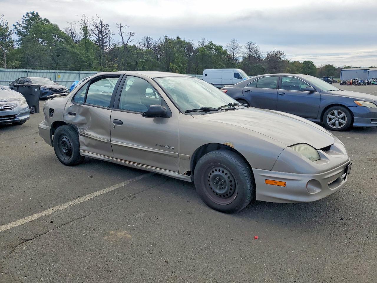 2002 Pontiac Sunfire Se - Image 4