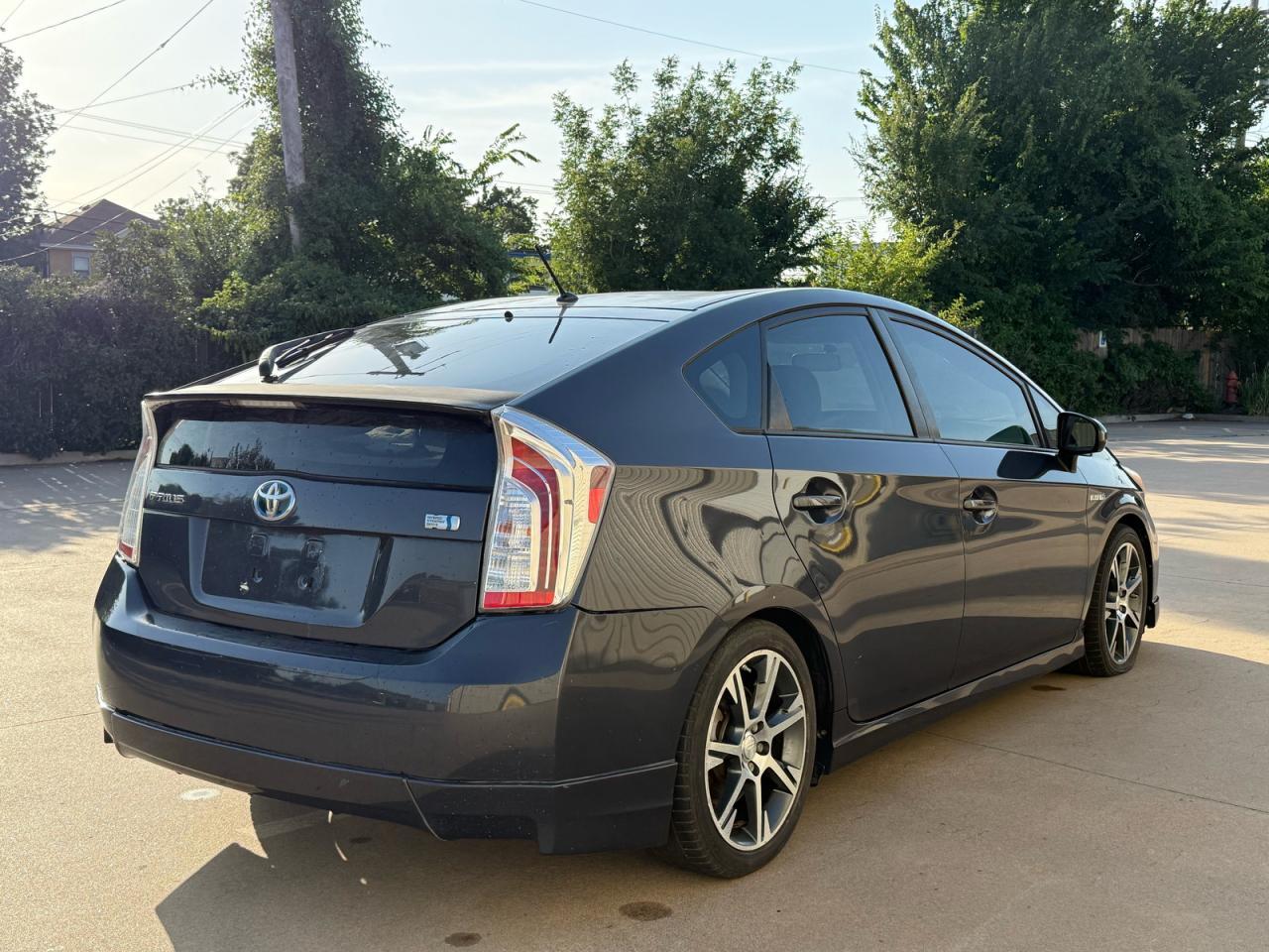 2012 Toyota Prius Two - Фото 4