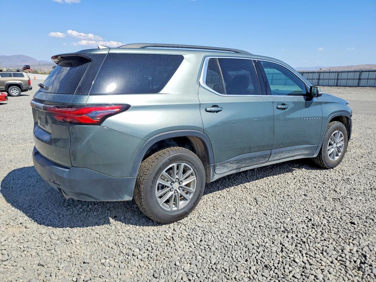 2023 Chevrolet Traverse Lt - Фото 3
