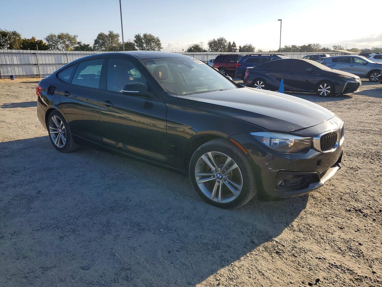 2016 BMW 328 Xigt Sulev - Image 4