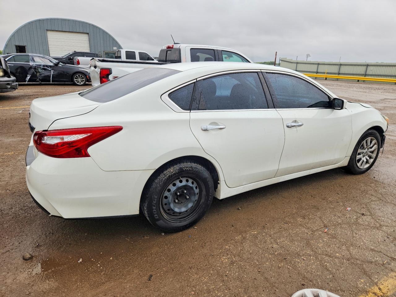 2017 Nissan Altima 2.5 S - Фото 3