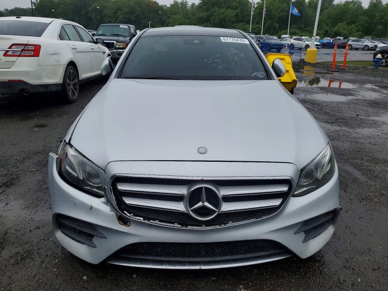 2017 Mercedes-Benz E 300 - Image 5