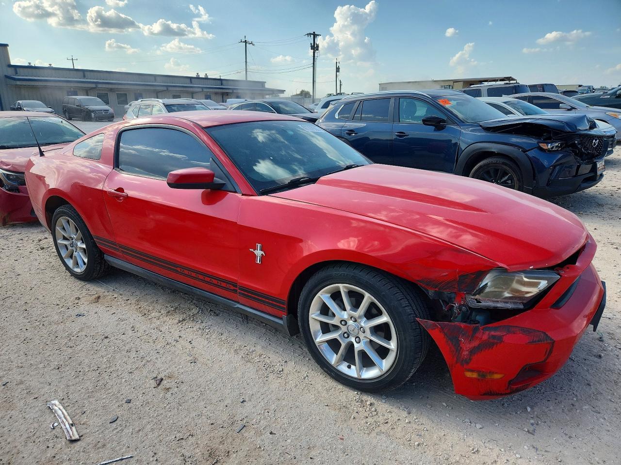 2010 Ford Mustang - Image 4
