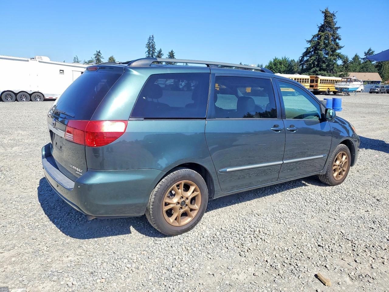 2005 Toyo Sienna - Фото 3