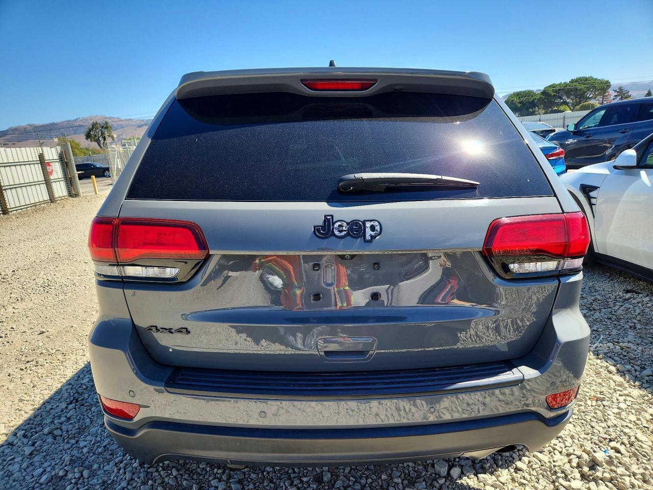 2019 Jeep Grand Cherokee Laredo - Фото 6
