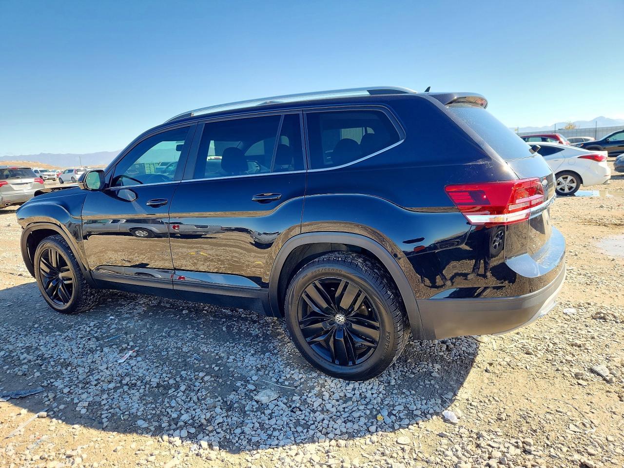 2018 Volkswagen Atlas S - Фото 2
