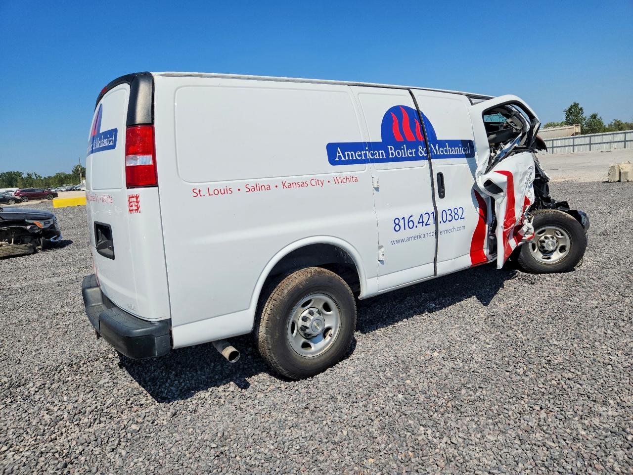 2020 Chevrolet Express G2500 Delivery Van - Image 3