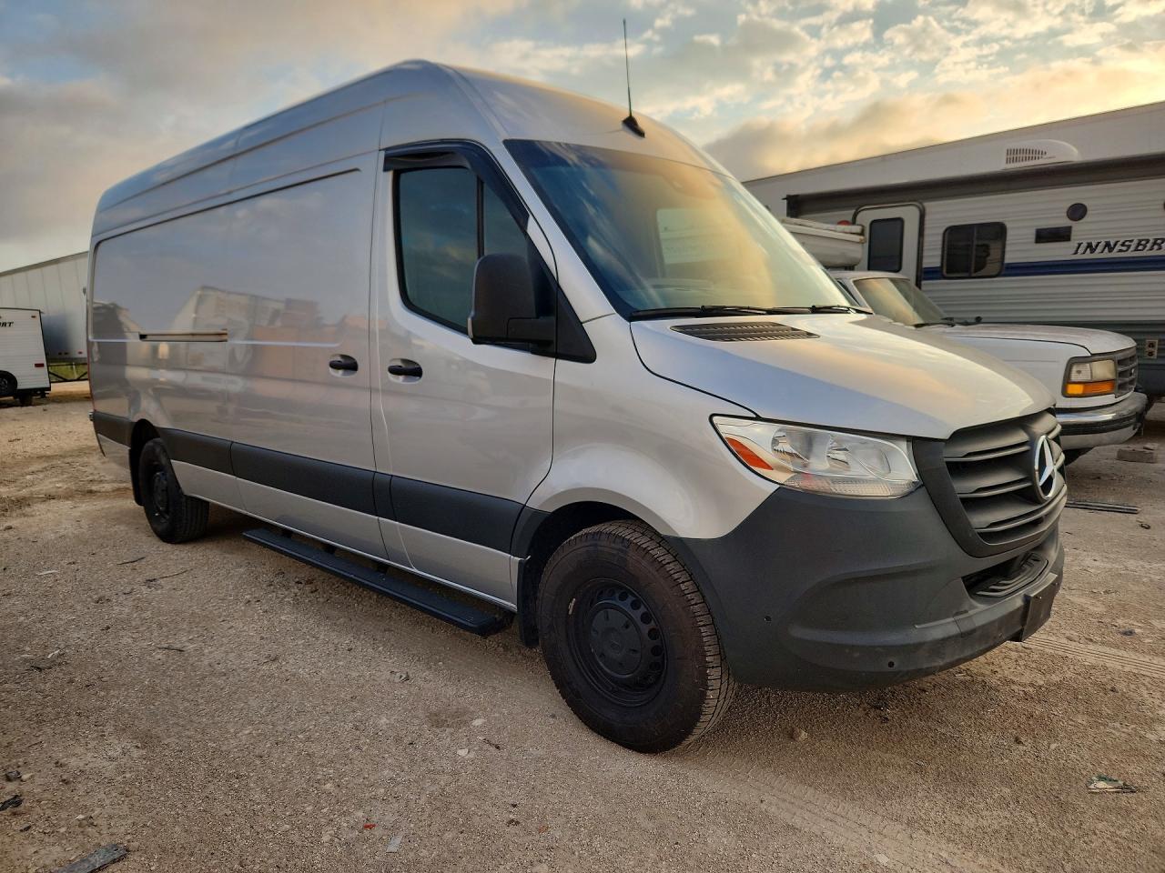 2023 Mercedes-Benz Sprinter 2500 - Фото 4