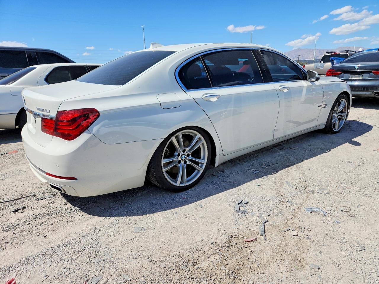 2013 BMW 750 Li - Image 3