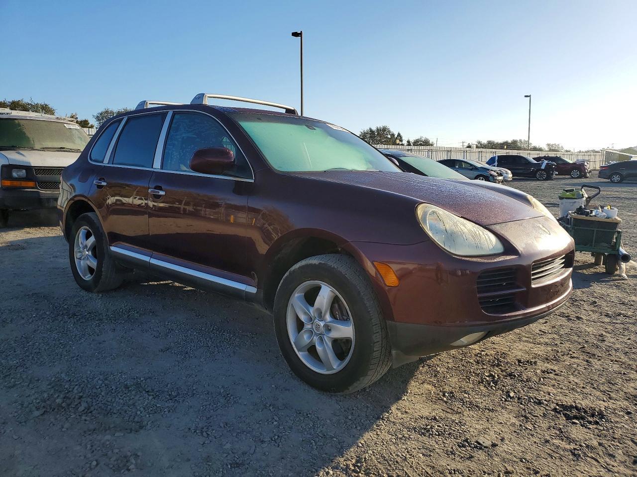 2004 Porsche Cayenne - Image 4
