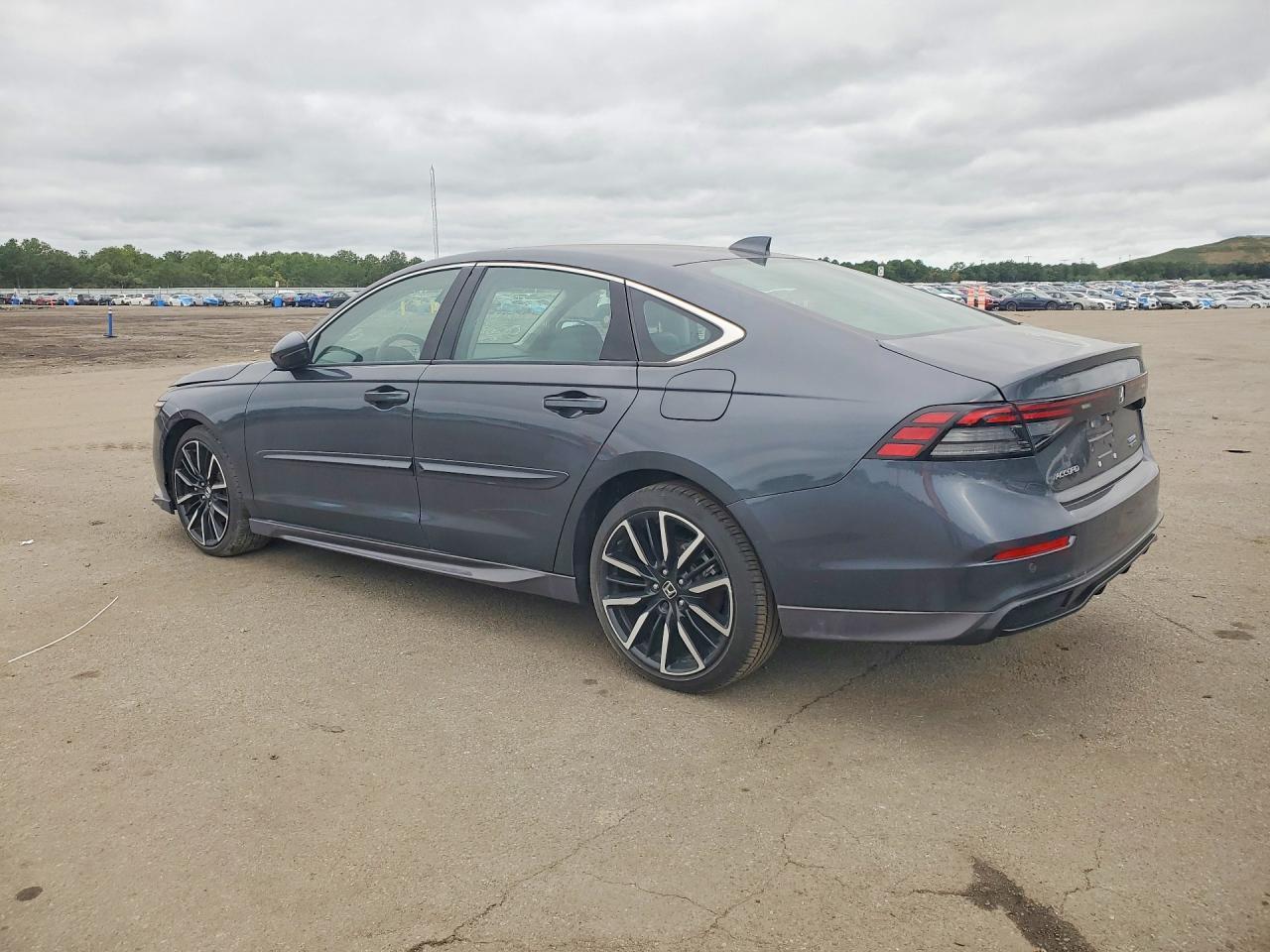2024 Honda Accord Touring Hybrid - Фото 2