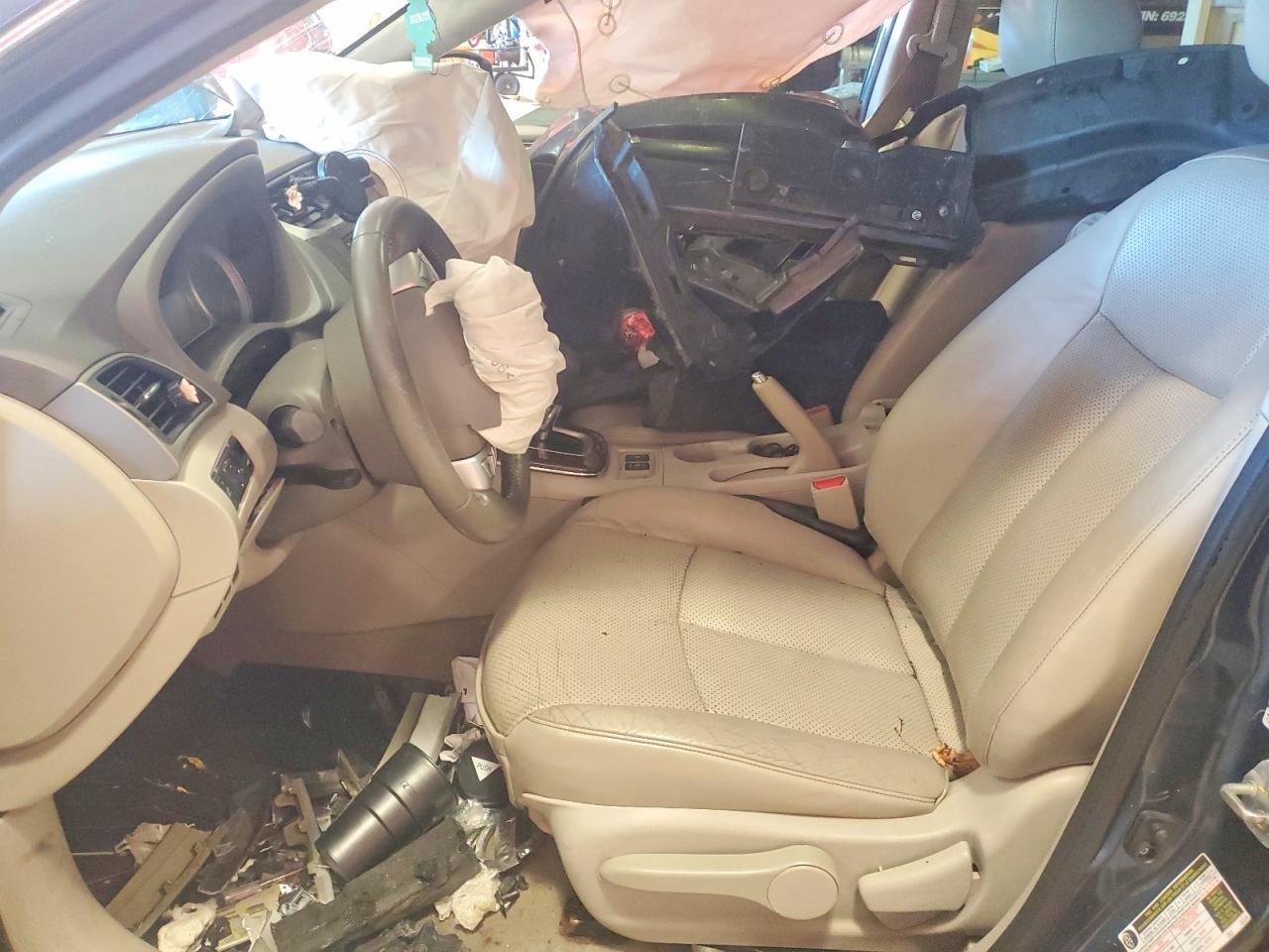 2014 Nissan Sentra S - Image 7