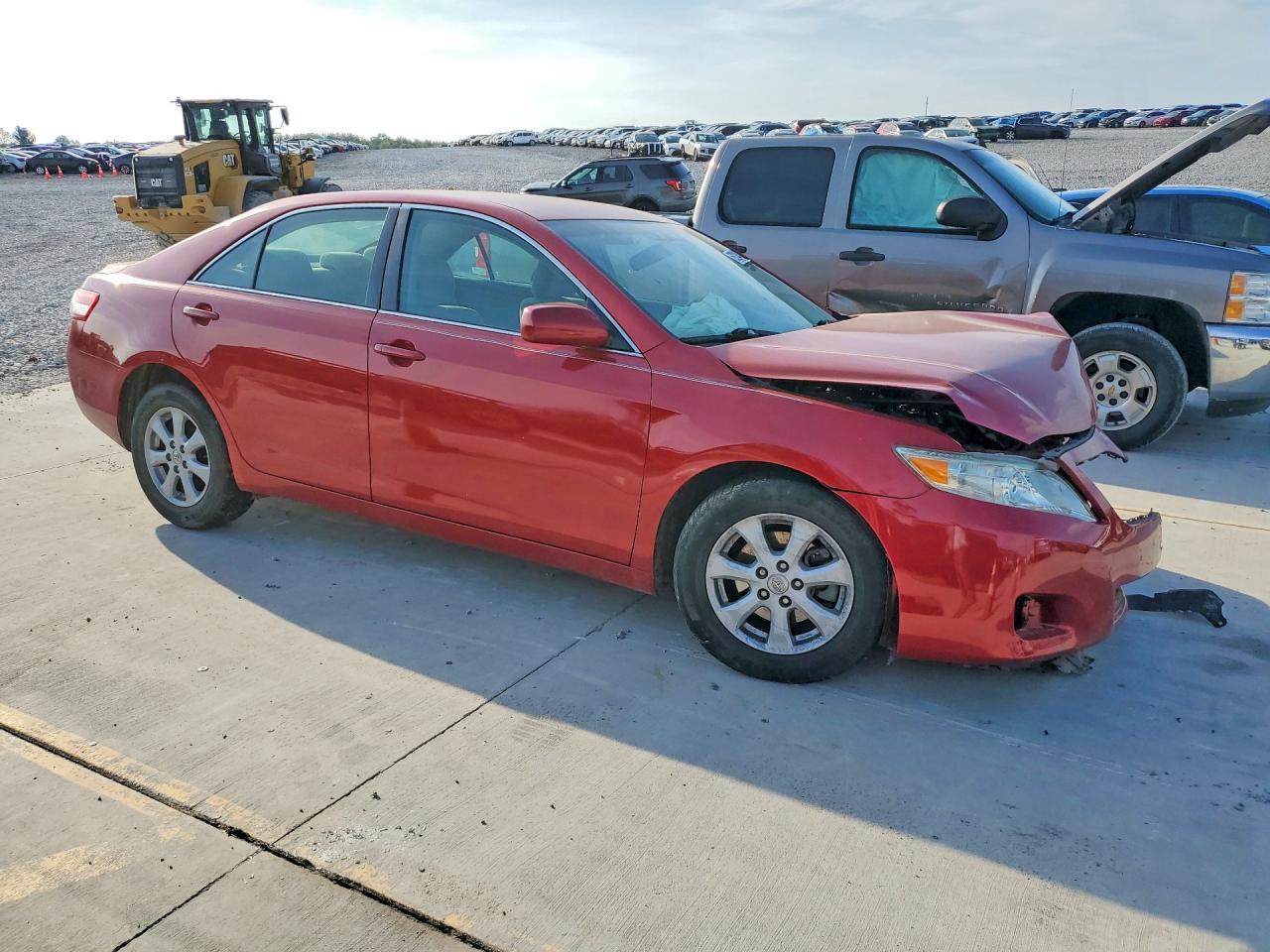 2011 Toyota Camry Le - Фото 4