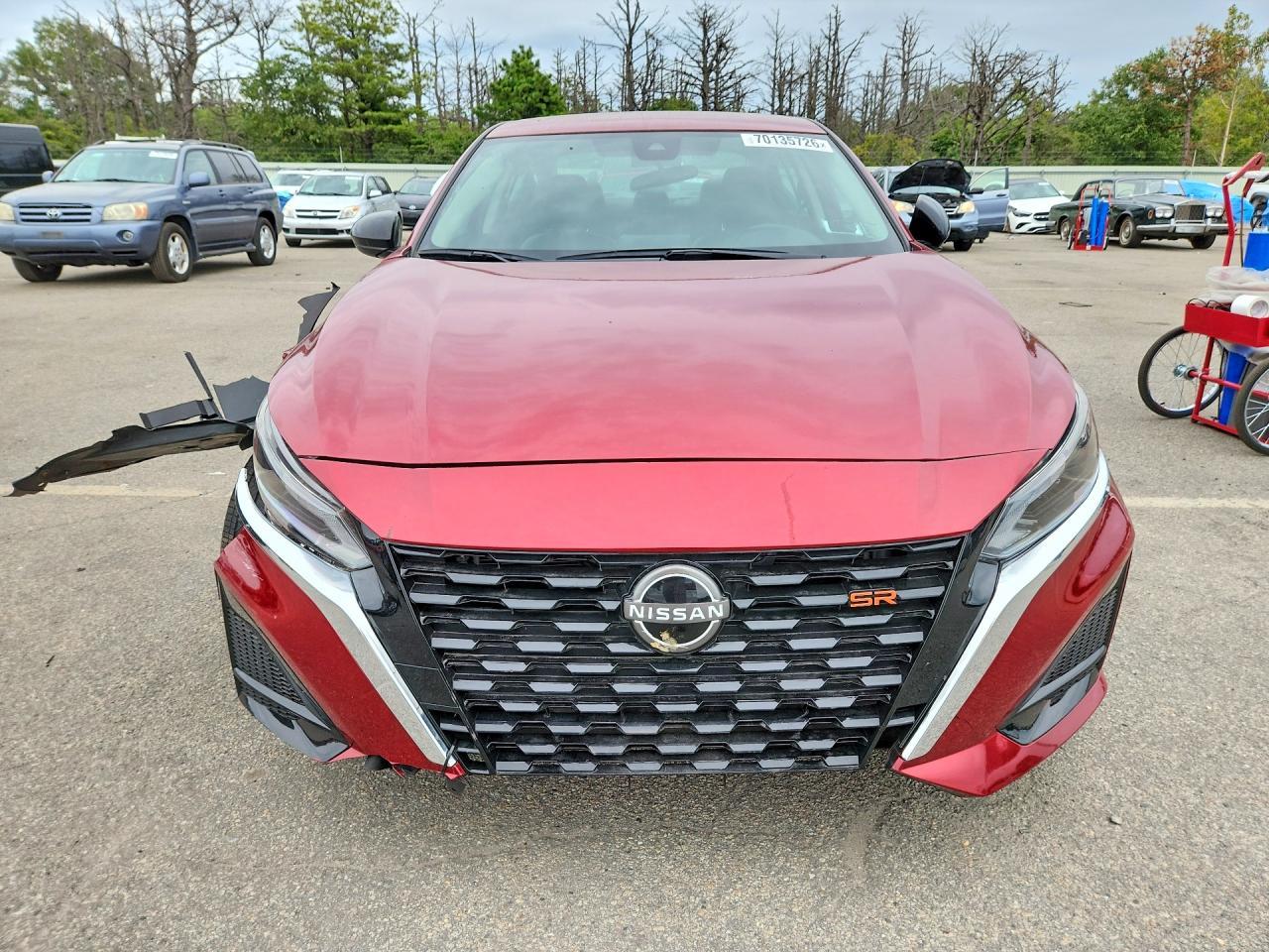 2024 Nissan Altima Sr - Image 5
