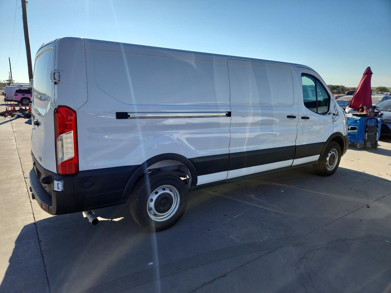 2025 Ford Transit T-150 - Фото 3