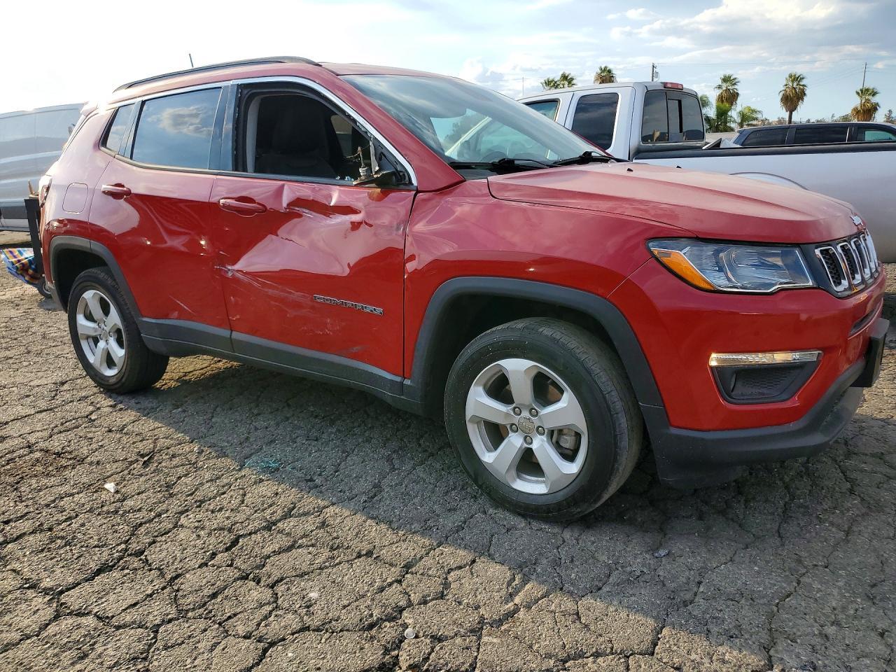 2021 Jeep Compass Latitude - Image 4