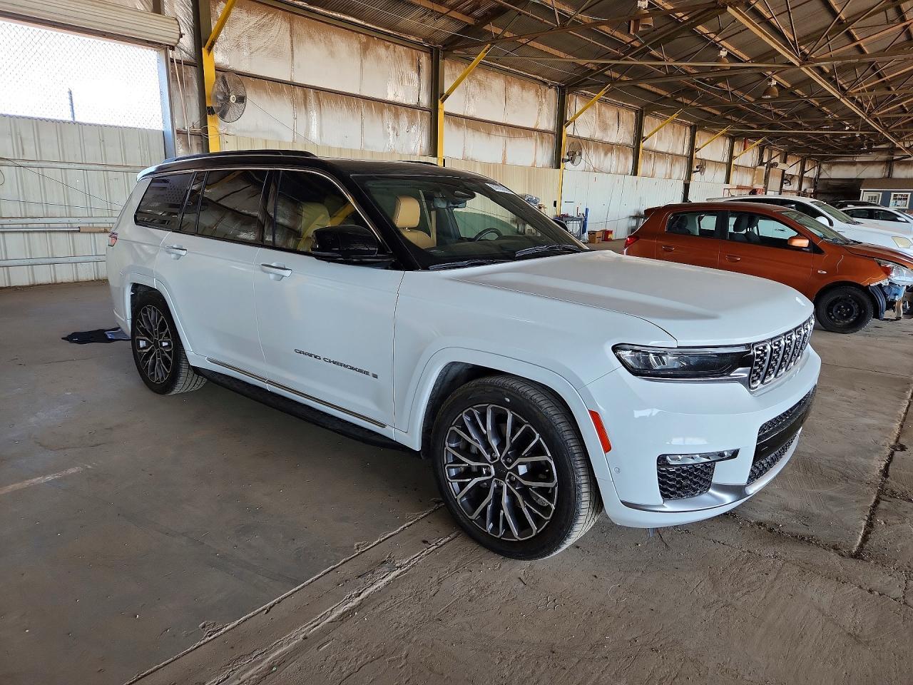 2023 Jeep Grand Cherokee L Summit - Фото 4